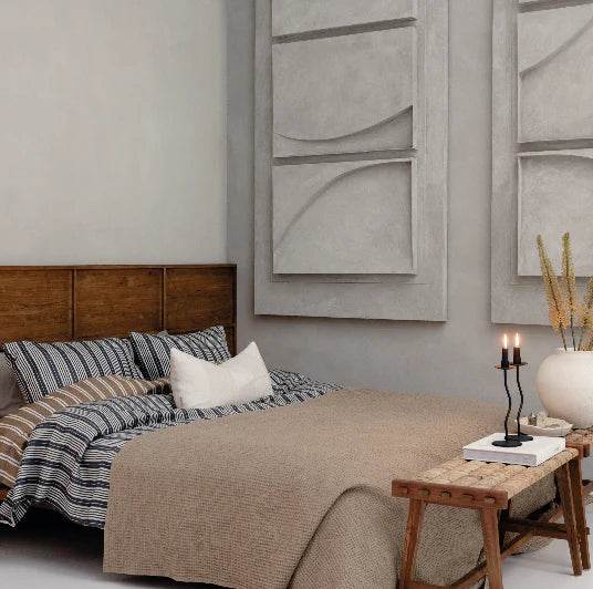 Outline Bed With Side Table