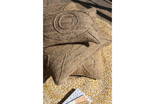 Cargar imagen en el visor de la galería, CUSHION JUTE 50X30X10 900 GR, NATURAL 2 MOD.