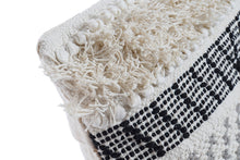 Cargar imagen en el visor de la galería, CUSHION COTTON 45X10X45 760 GR G BEIGE