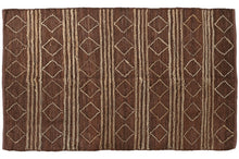 Load image into Gallery viewer, CARPET JUTE LEATHER 160X230X1 2000 GSM ROMOS BROWN