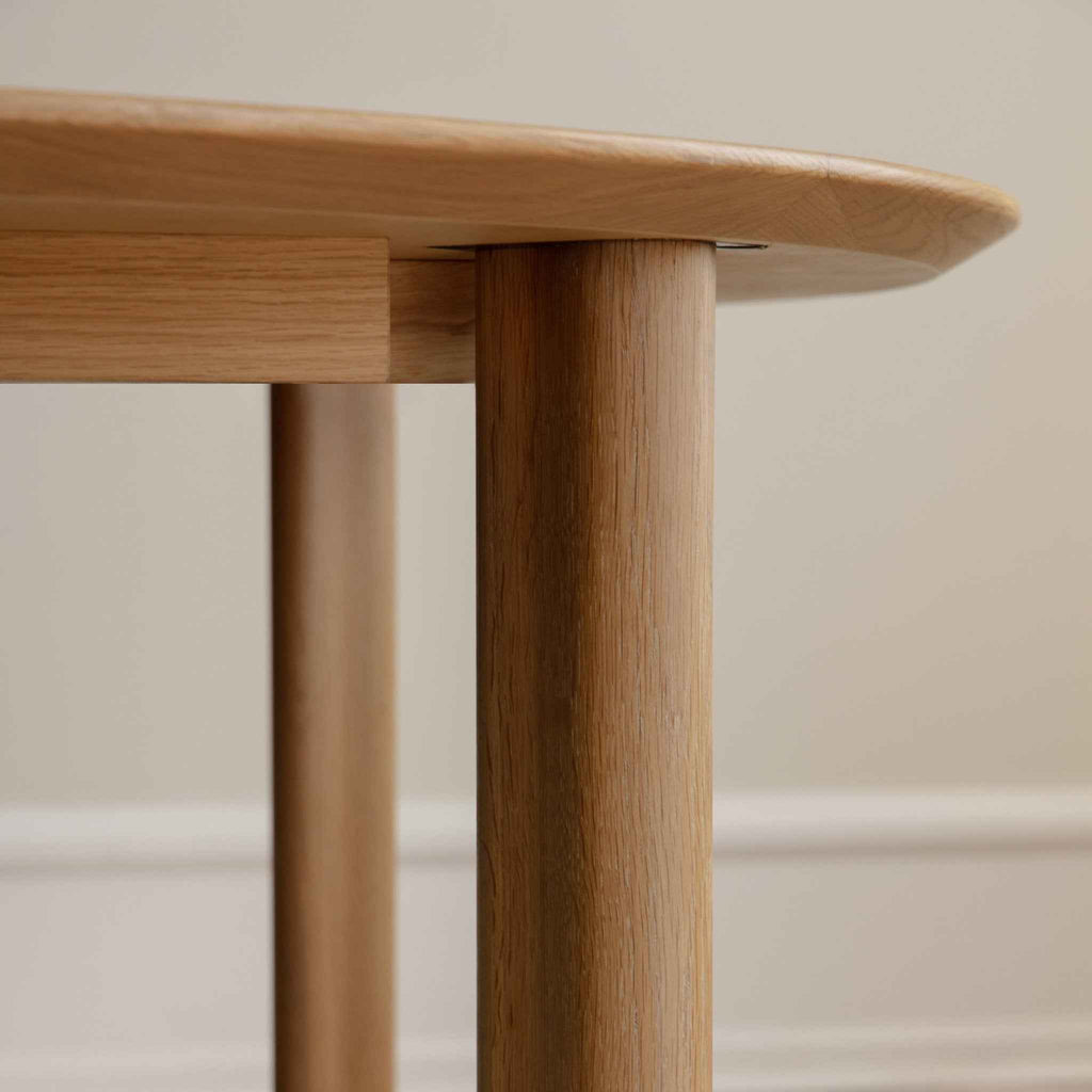 Comfort Circle Oak Smooth - lifestyle