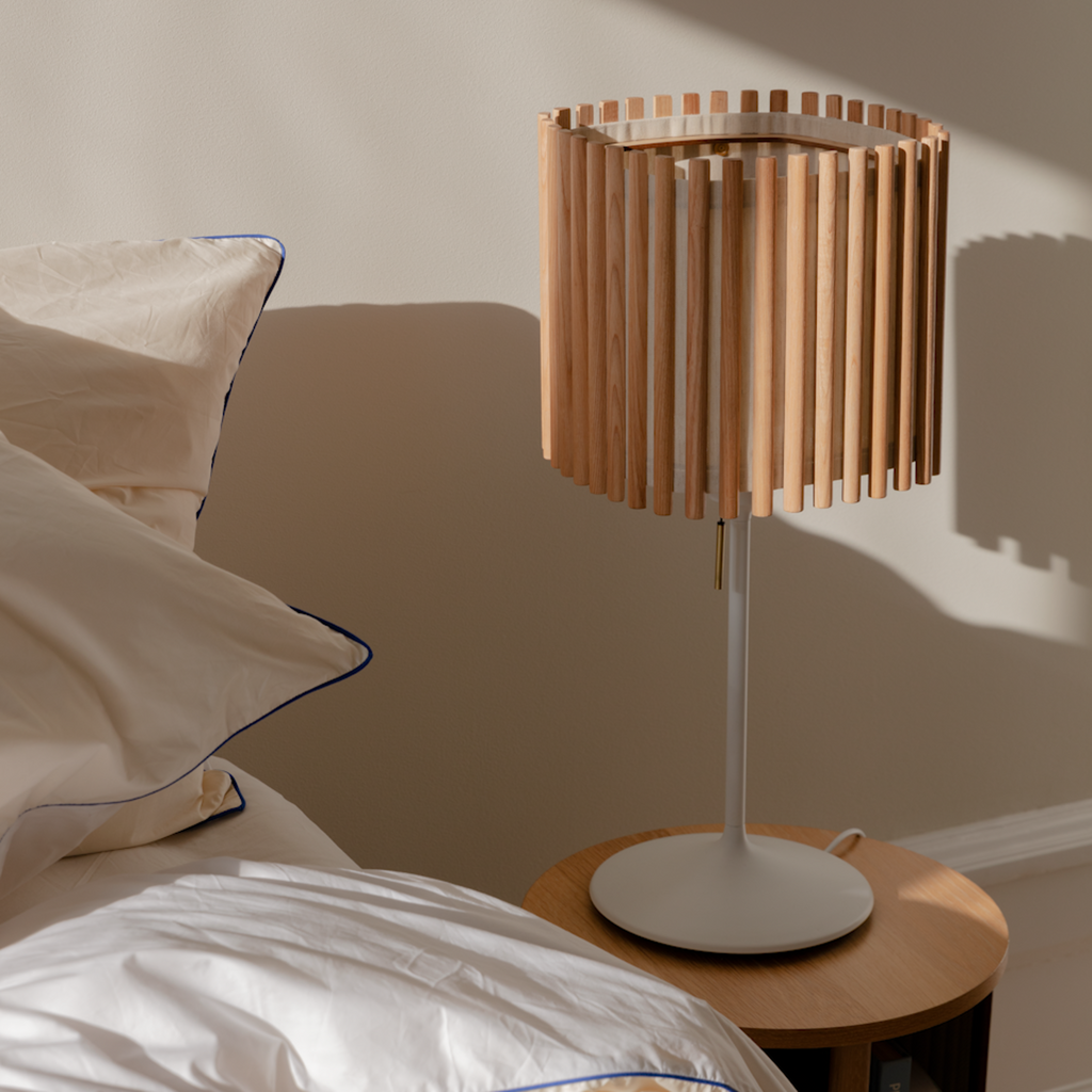Komorebi Medium Square Oak - lifestyle
