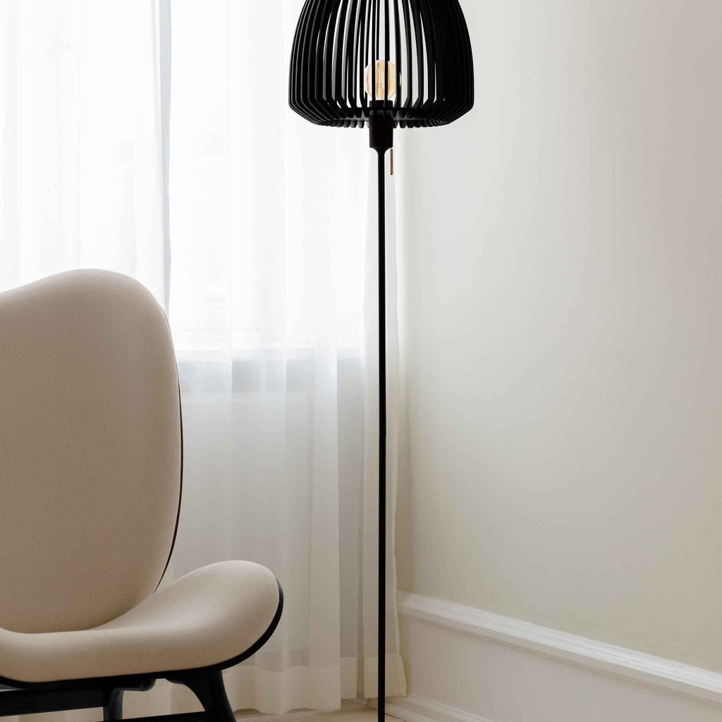 Sante Floor Black - lifestyle