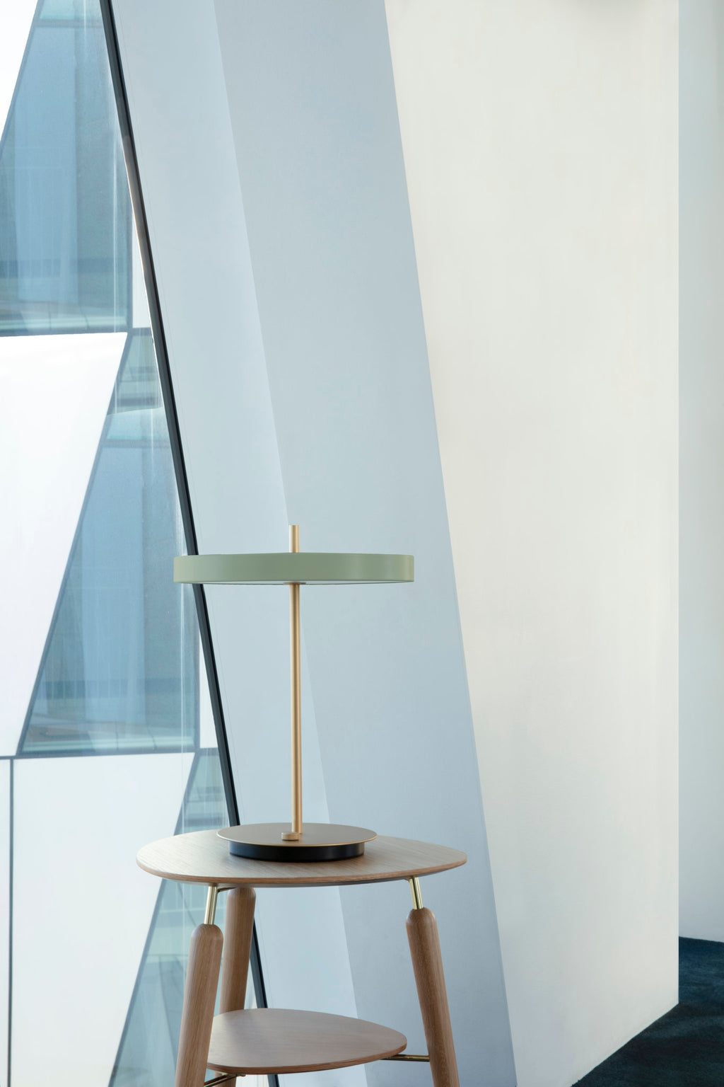 Asteria Table Nuance Olive - lifestyle