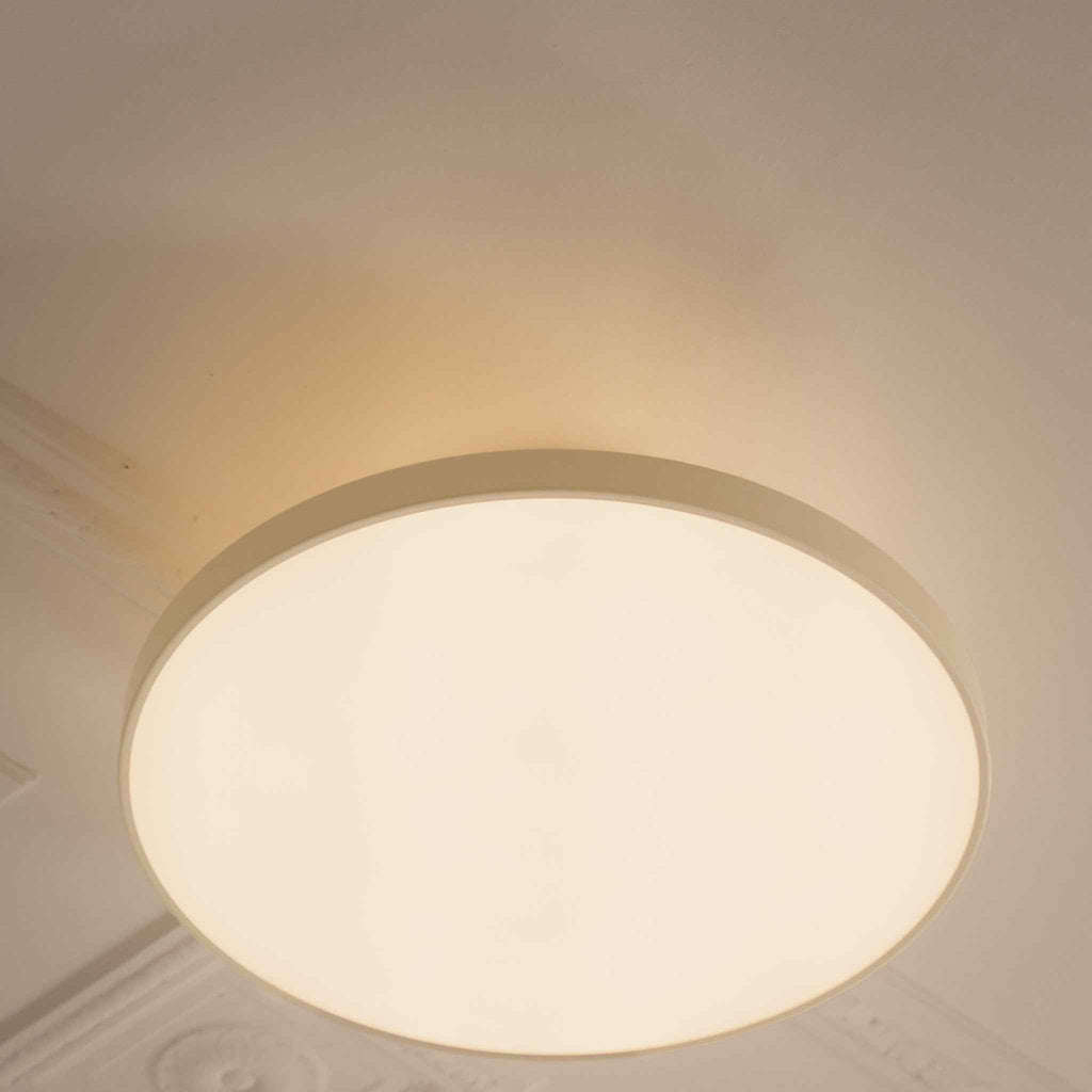 Asteria Up Large Pearl White - lifestyle
