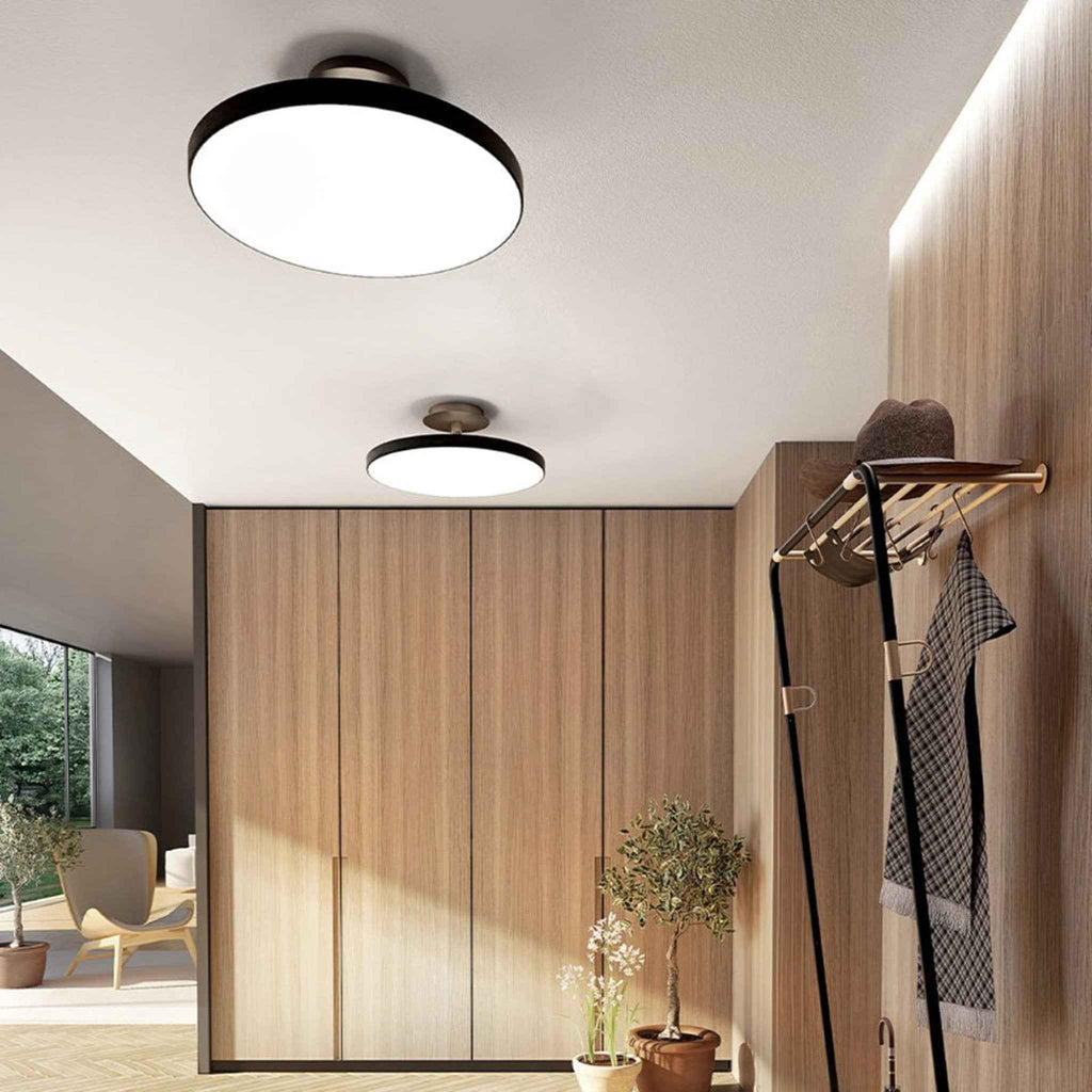 Asteria Up Large Black - lifestyle