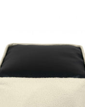 Carica l'immagine nel visualizzatore di Gallery, Pouf Up!