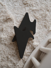 Load image into Gallery viewer, Wedges LUOTO II | black stained