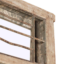 Carica l'immagine nel visualizzatore di Gallery, Antique door