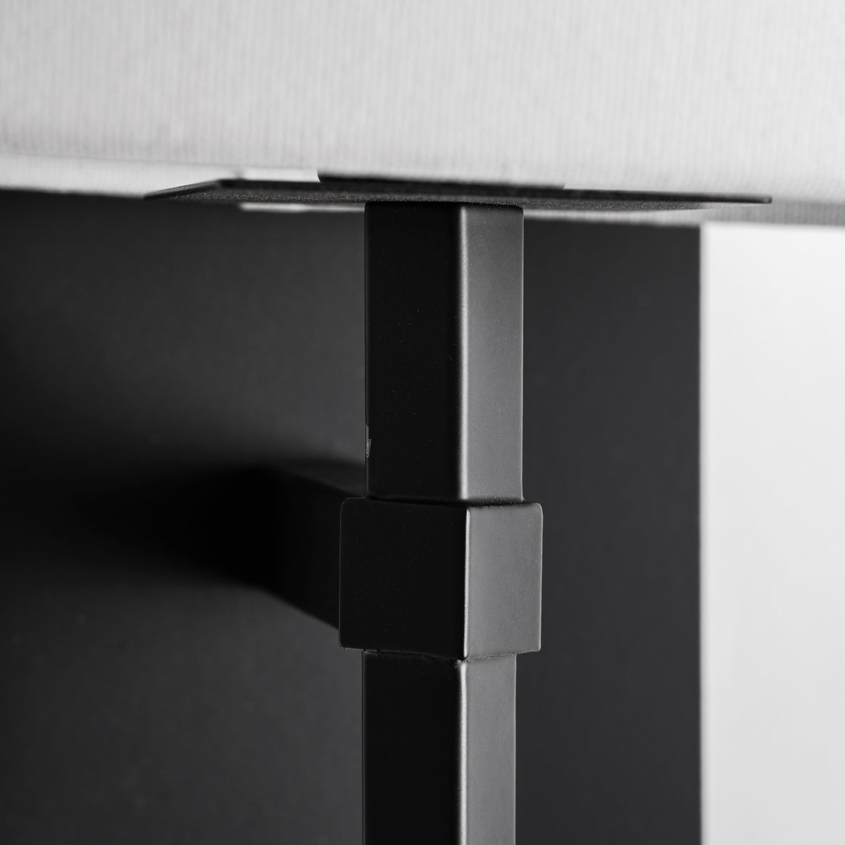 Lize wall lamp