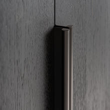 Charger l&#39;image dans la galerie, Curve oak wardrobe