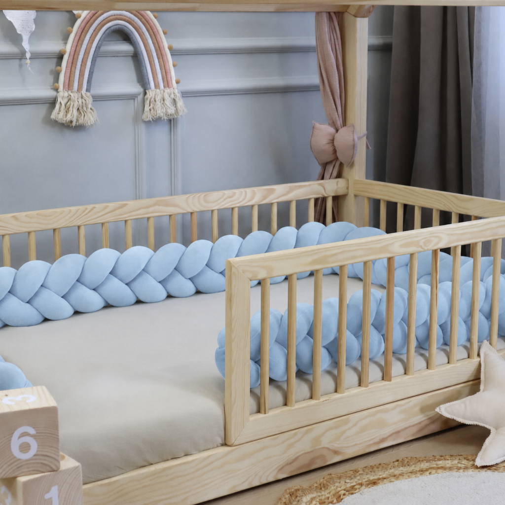 Ochraniacz do łóżeczka warkocz Baby Blue velvet