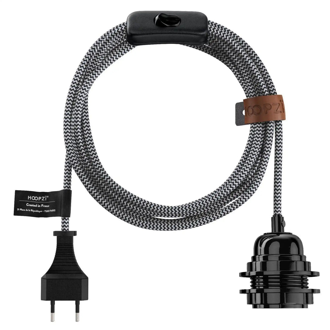 BALA Luxe black and white zigzag cable light