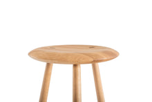Laden Sie das Bild in den Galerie-Viewer, Blanc Bar Stool