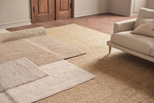 Carica l&#39;immagine nel visualizzatore di Gallery, Braid Rug 250 x 350 cm