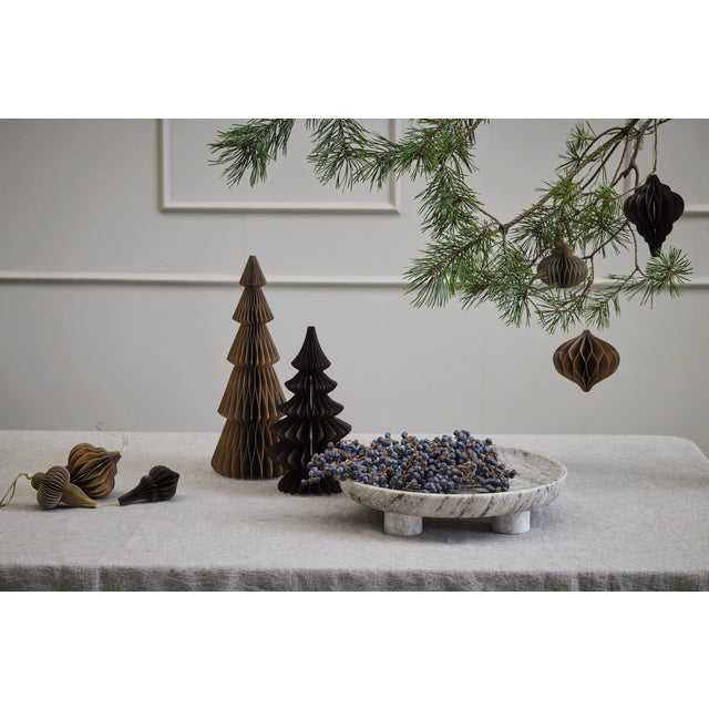 Esille tray 32X32X6.7 cm. D. Linen