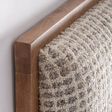 Laden Sie das Bild in den Galerie-Viewer, BEIGE WOOL/MANGO HEADBOARD