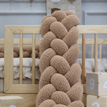 Load image into Gallery viewer, Ochraniacz do łóżeczka 4 pasma w kolorze Cappuccino Boucle