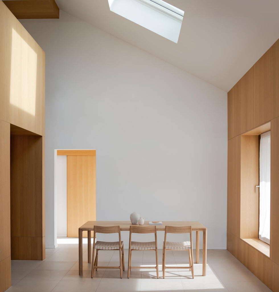 Derven Table