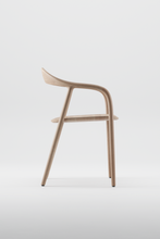 Load image into Gallery viewer, Neva chair by Regural Company