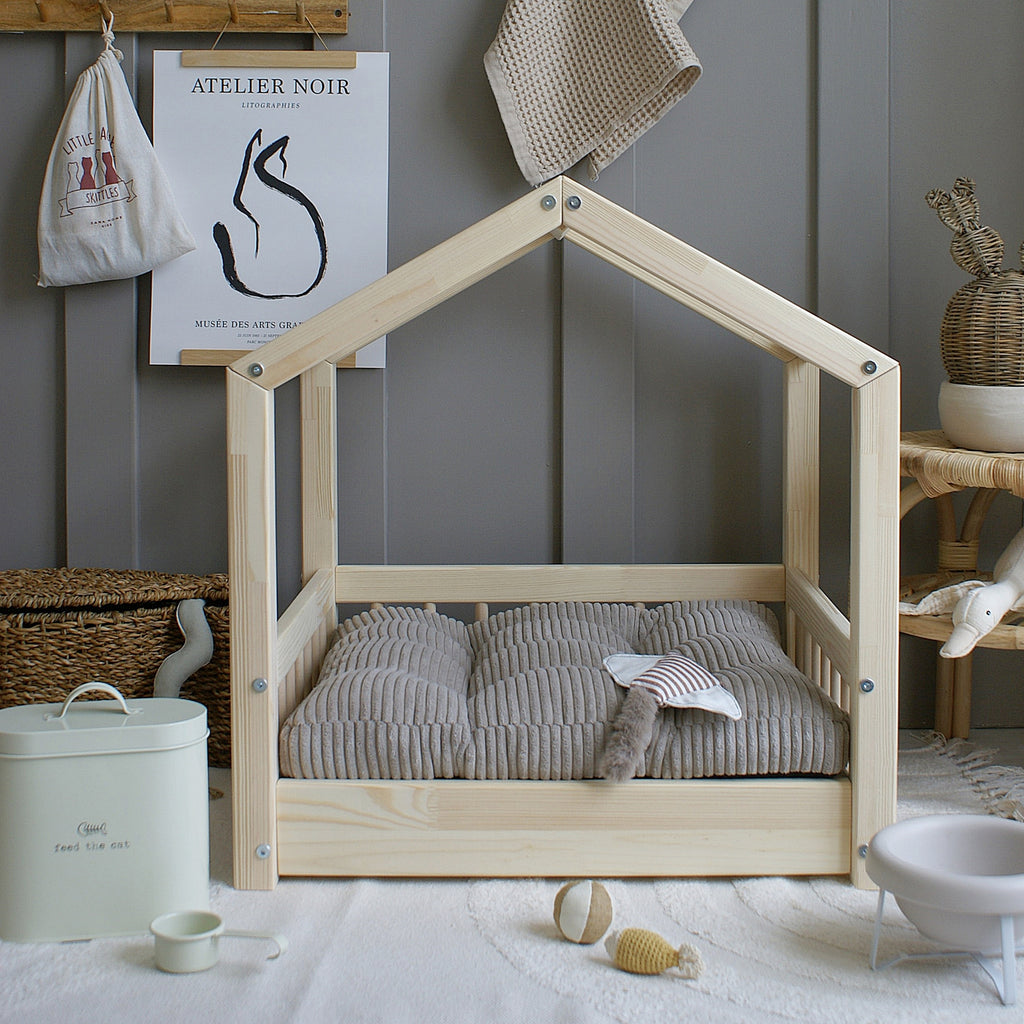 Cozy House Bed Natural Wood (L)