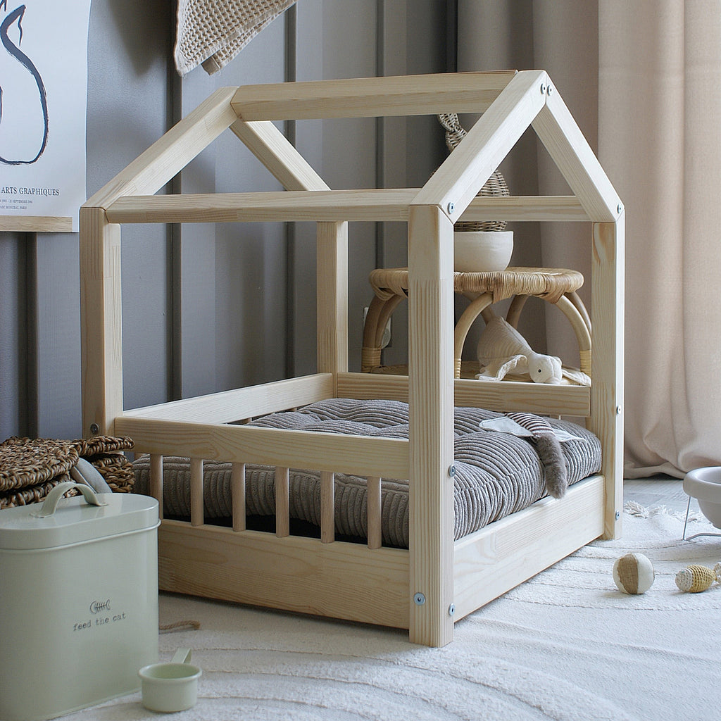 Cozy House Bed Natural Wood (L)