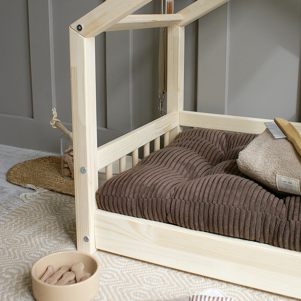 Cozy House Bed Natural Wood (L)