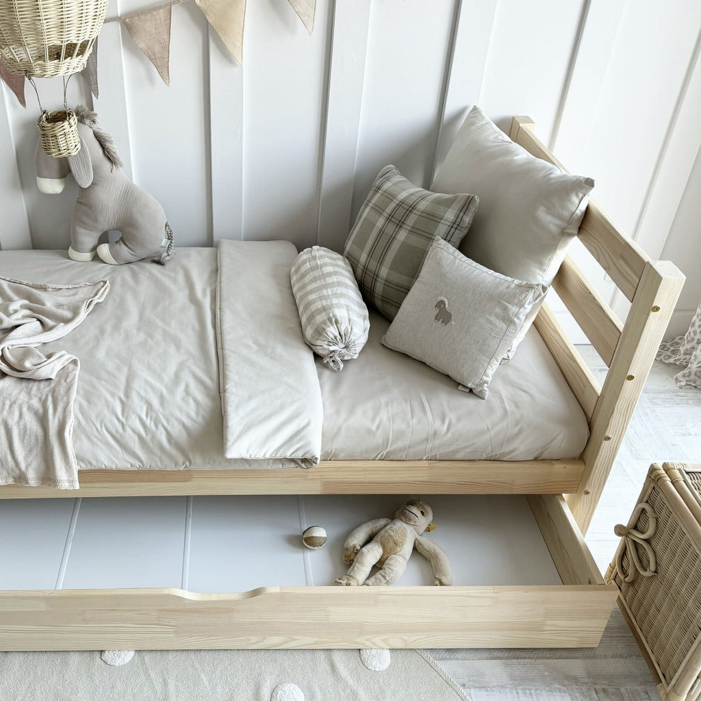 Simple Plus Bed
