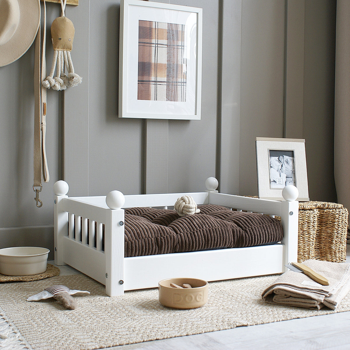 Taco Bed White (L)