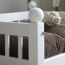 Load image into Gallery viewer, Taco Bed White (L)