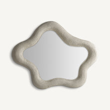 Cargar imagen en el visor de la galería, Resin Mirror