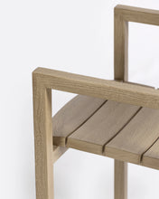 Carica l&#39;immagine nel visualizzatore di Gallery, Outdoor weathered chair stackable