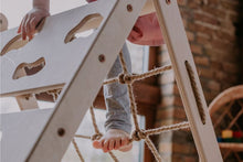 Cargar imagen en el visor de la galería, Orangutan 87cm climbing triangle with three sides and natural rope