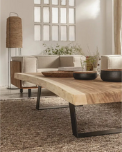 Load image into Gallery viewer, Suar coffee table