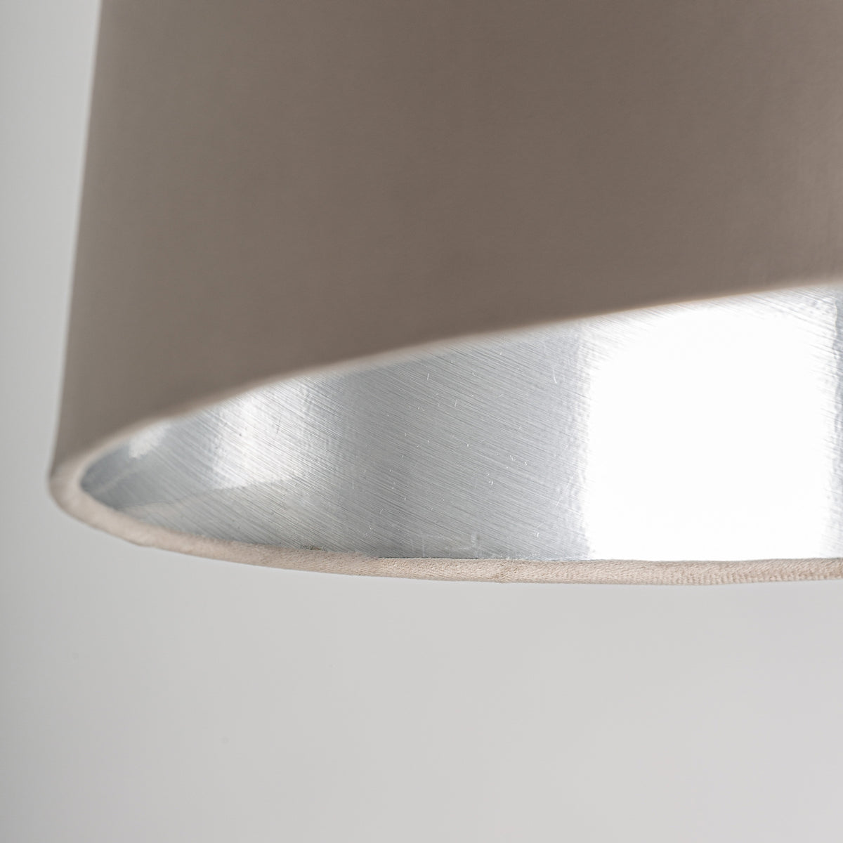 Virae Golden Aluminium & Beige Polyester Floor Lamp 56x56x173 cm