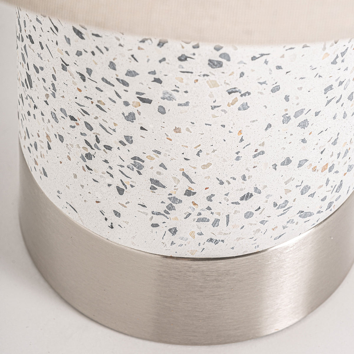 Bernara White & Silver Table Lamp 40x40x62 cm
