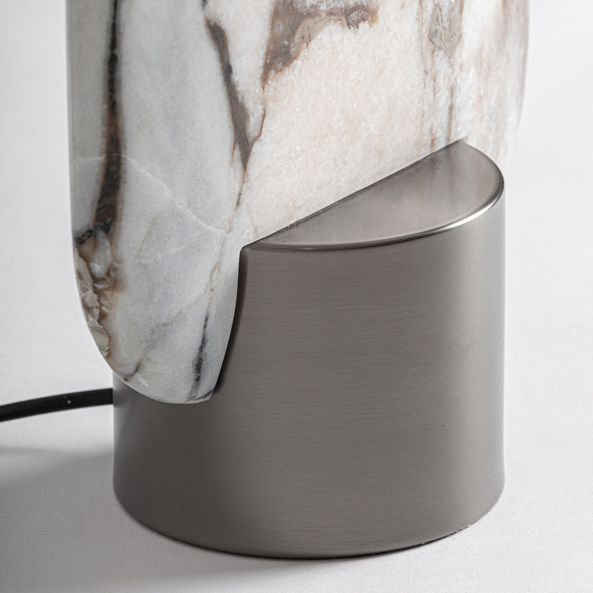Dilash White & Black Table Lamp 44x30x71 cm