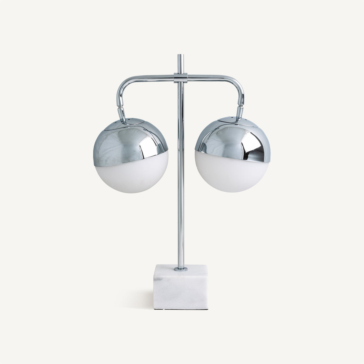 Gershem White & Silver Table Lamp 43x19x61 cm