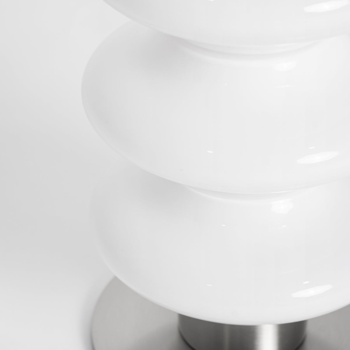 Tiare White & Silver Table Lamp 21x1x44 cm