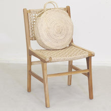 Carica l&#39;immagine nel visualizzatore di Gallery, Natural teak chair