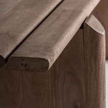 Carica l'immagine nel visualizzatore di Gallery, JACQUARD DINING TABLE