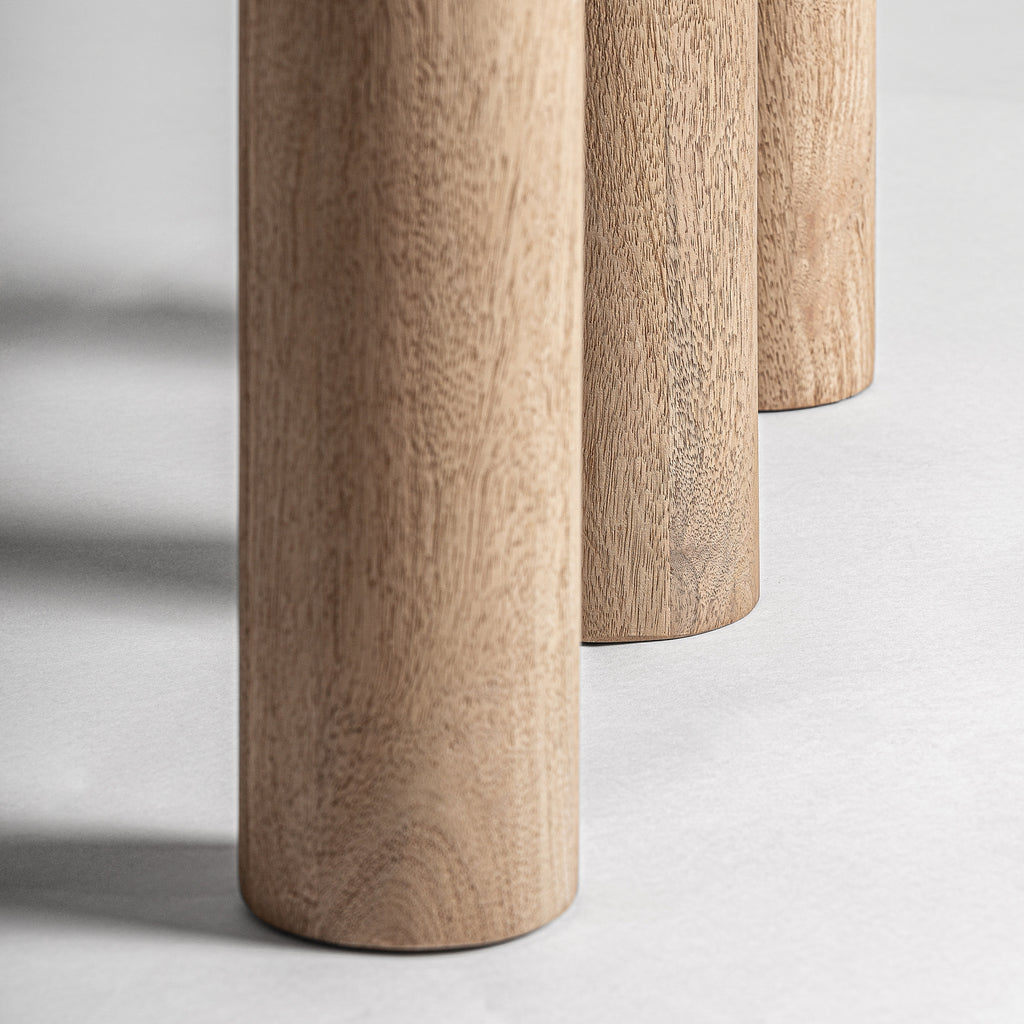 SQUARE JACQUARD DINING TABLE