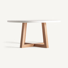 Load image into Gallery viewer, Concrete dining table