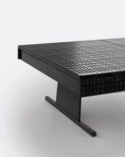 Charger l'image dans la galerie, Mesa de centro FORGE de madera de teca 170 x 80 x 30 cm de altura en color negro