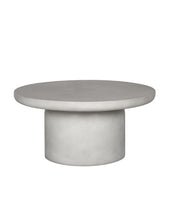Laden Sie das Bild in den Galerie-Viewer, Low coffee table