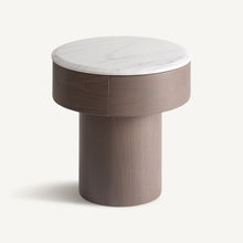 Carica l'immagine nel visualizzatore di Gallery, Stueta Bed Side Table