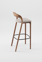 Carica l&#39;immagine nel visualizzatore di Gallery, Neva light bar chair by REGULAR COMPANY