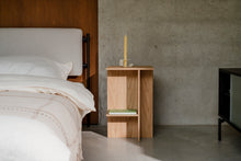 Charger l&#39;image dans la galerie, Atik Bedside Table