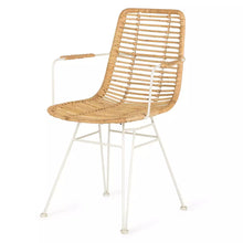 Charger l&#39;image dans la galerie, Rattan dining chair with armrests