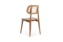 Laden Sie das Bild in den Galerie-Viewer, Oak Nat.Stain Chair